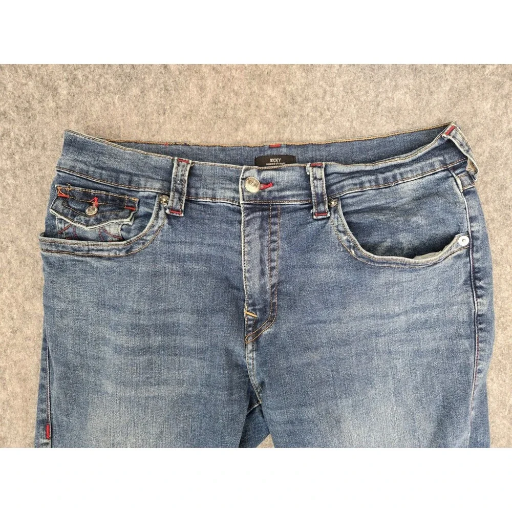 True Religion Mens Ricky Flap SN Straight Leg Jeans Blue Rinse 38x33 22673